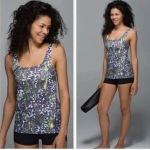 Lululemon Amala Tank Flora Multi Color supportive built-in bra size:6